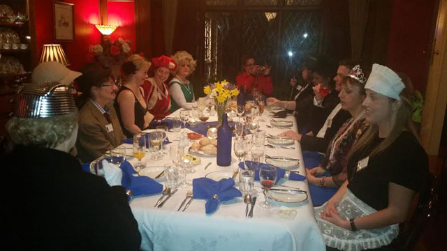 How to Choose a Murder Mystery Game - Playing With Murder