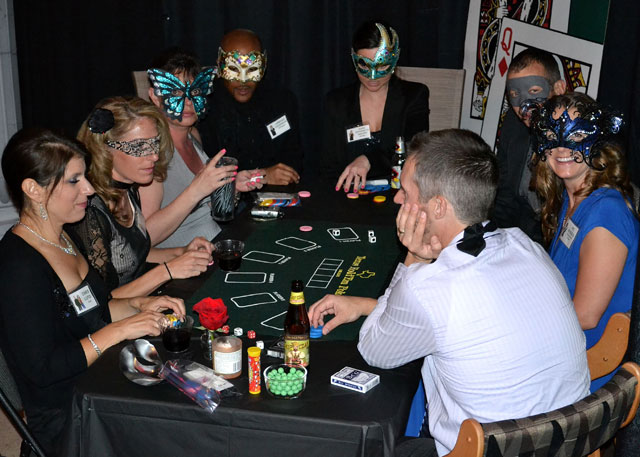 Casino theme party. How to Host a Murder Mystery Party. #murdermysteryparty www.playingwithmurder.com/uk